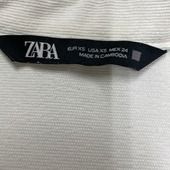 Zara women corduroy button down shirt. XS - Picture 2 of 4